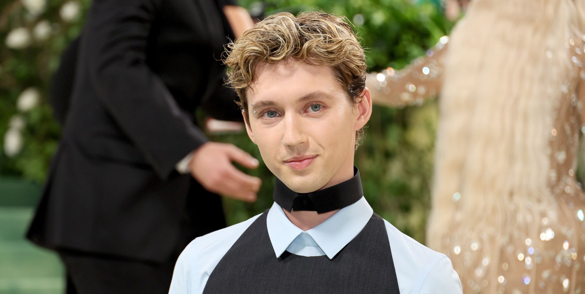 Troye Sivan admits to body image struggle after being shamed by TikToker