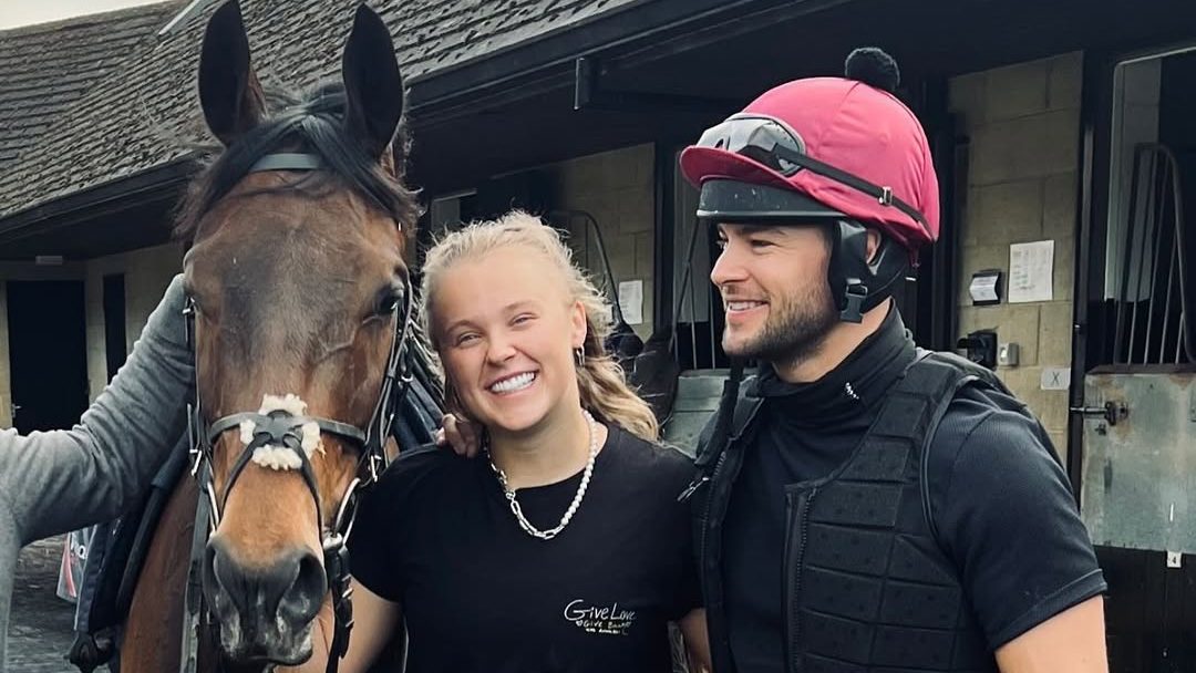 JoJo Siwa makes 'wholesome' trip to meet Chris Hughes' family after confirming romance