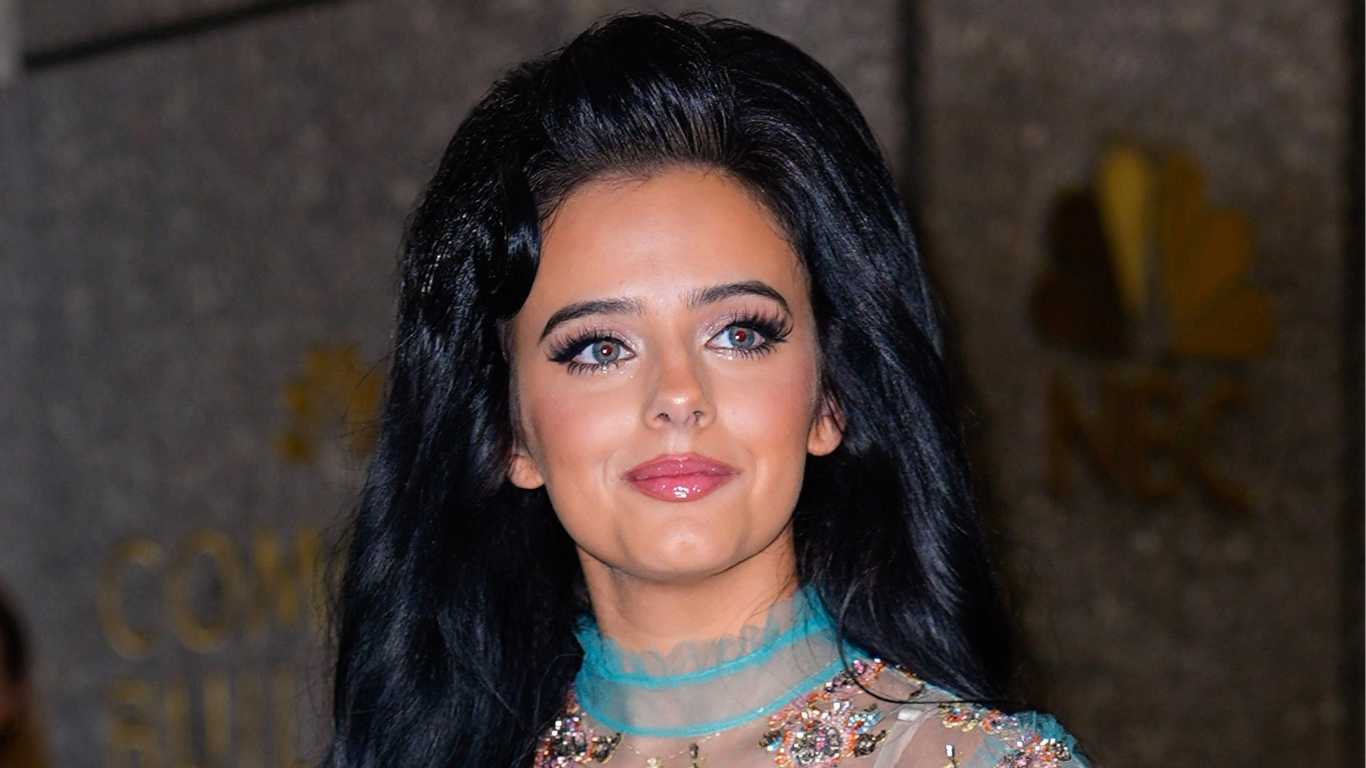 Jessie Murph's 'trad-wife' ballad 1965 is stirring up a lot of controversy online – this is why