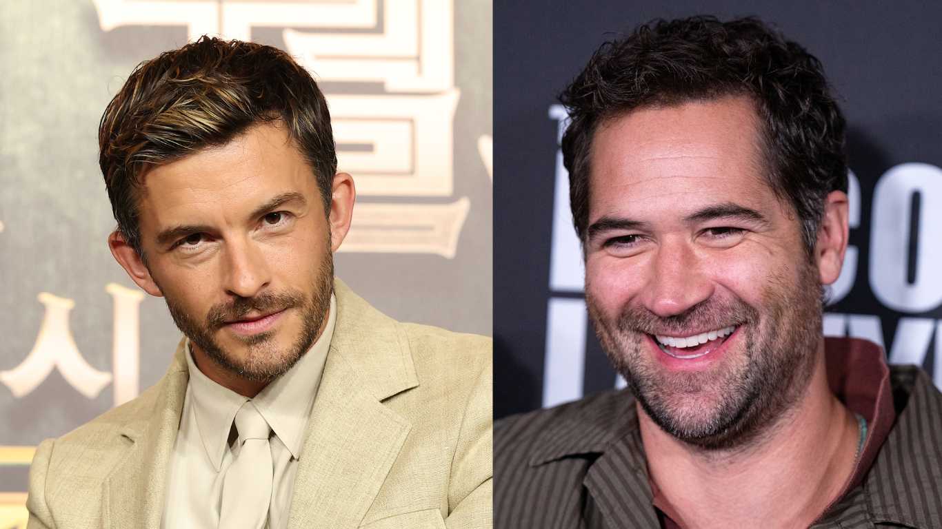 Jurassic World: Rebirth star Manuel Garcia-Rulfo gushes over ‘hot’ Jonathan Bailey