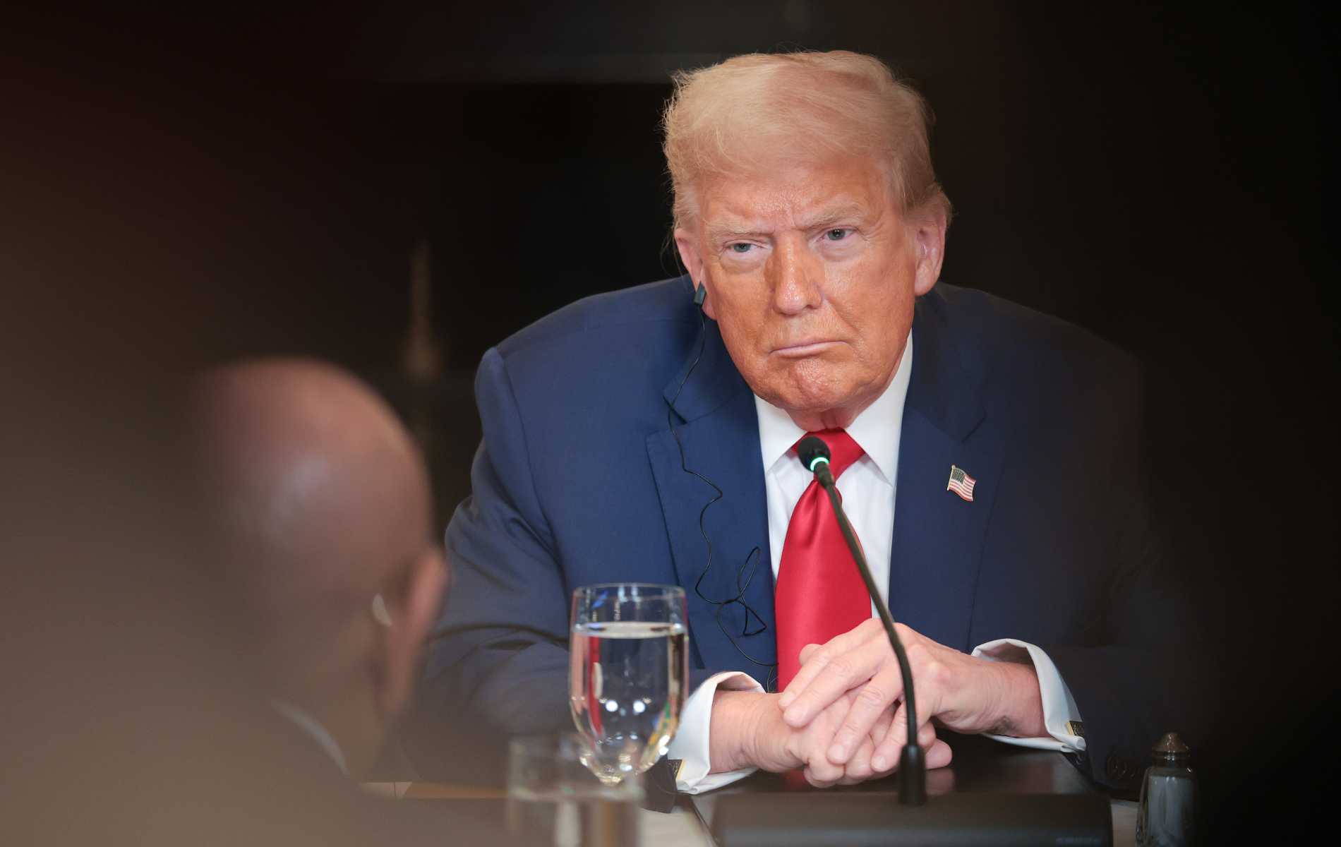 Trump asks Liberian president where he learnt English - it's Liberia's official language