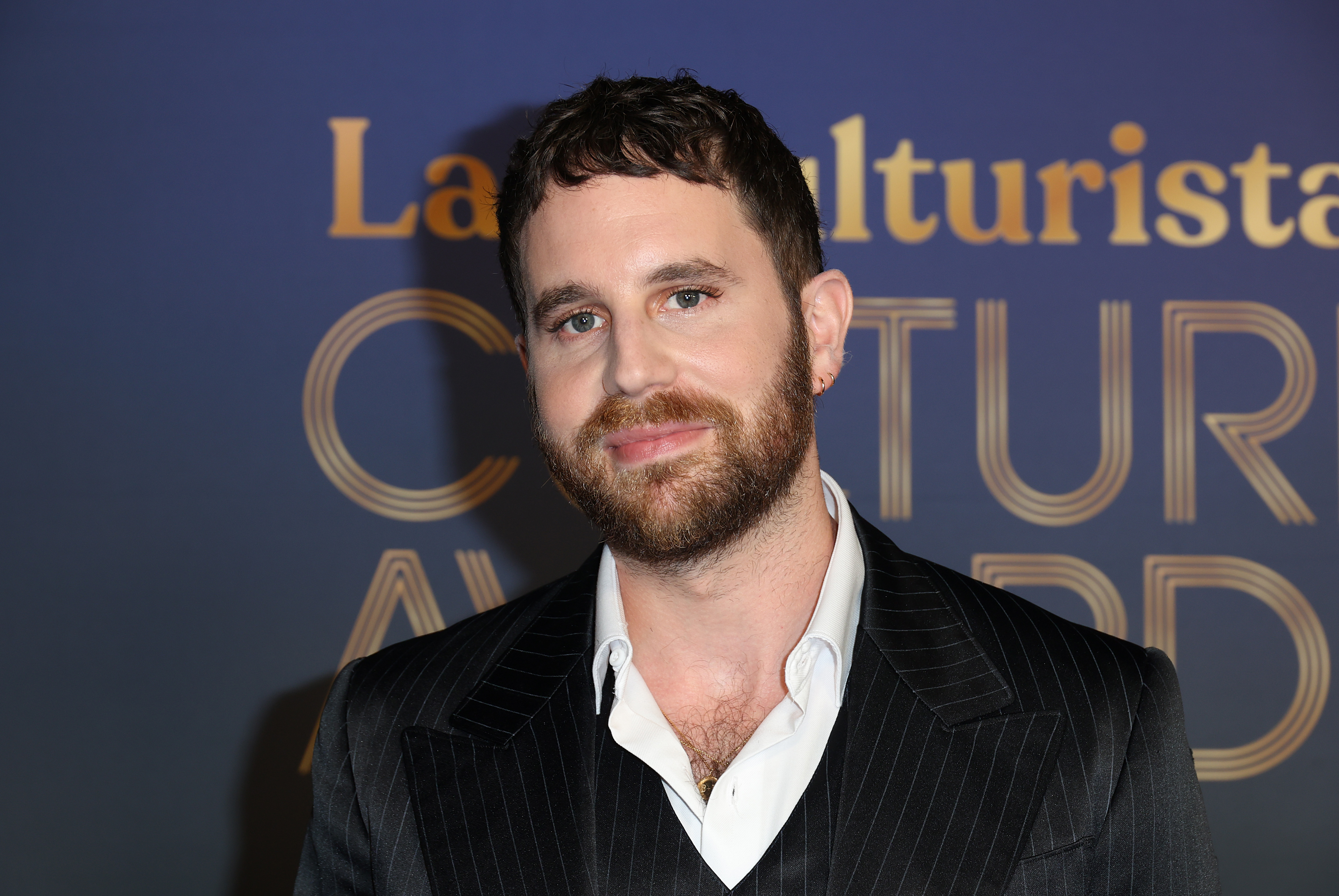 Ben Platt amazes fans with 'ripped' transformation in beefy gym snap