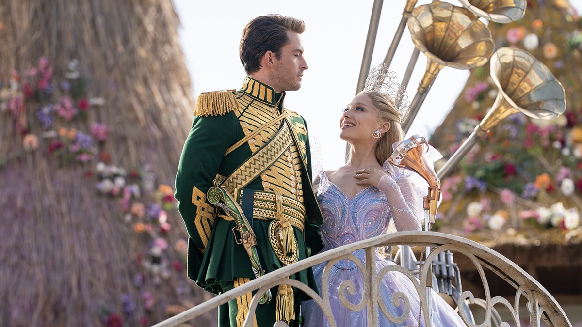 Jonathan Bailey surprising his sister at Wicked: For Good screening is sweetest video you'll see today