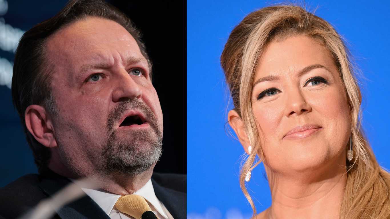 ‘It’s simple math’: CNN host calls out Trump aide for mass shooting misinformation