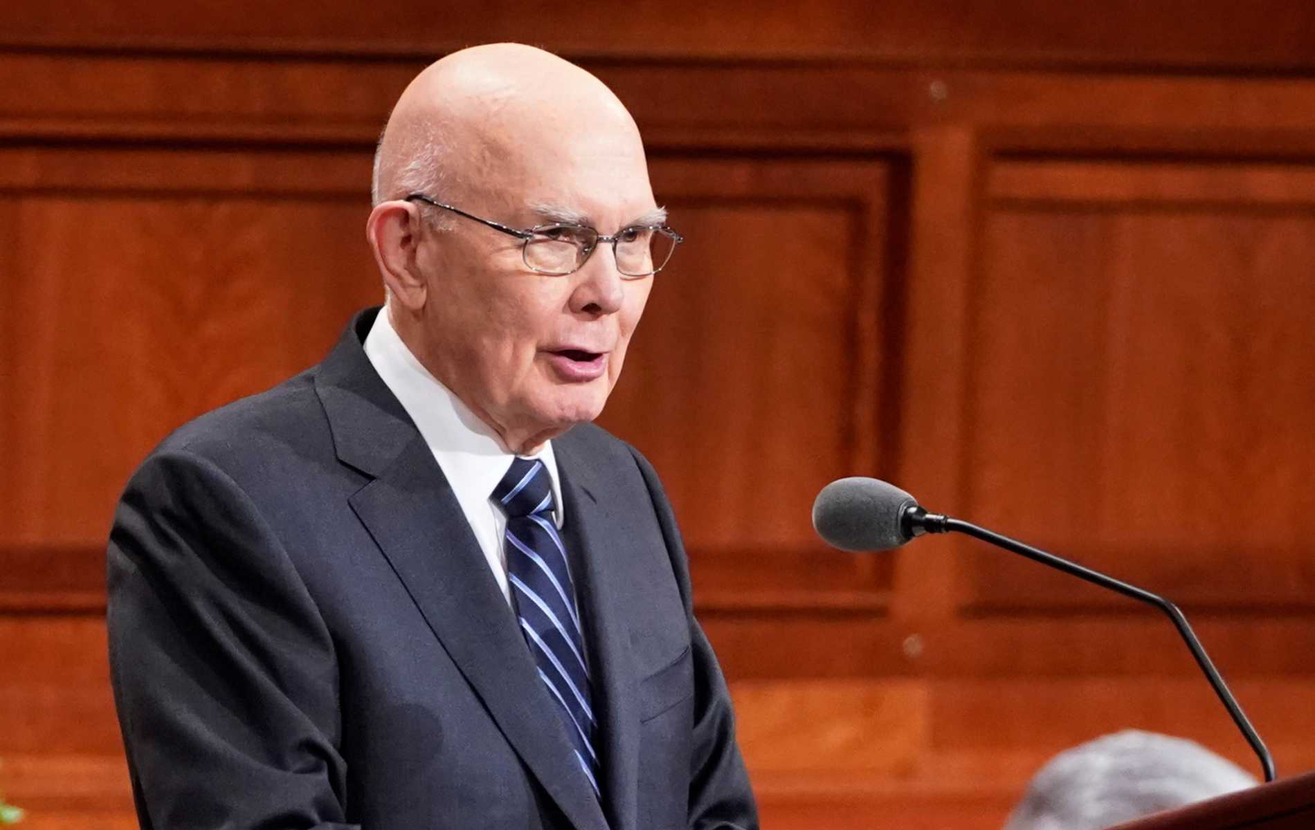 Anti-LGBTQ+ former judge Dallin Oaks set to become new head of the Mormons