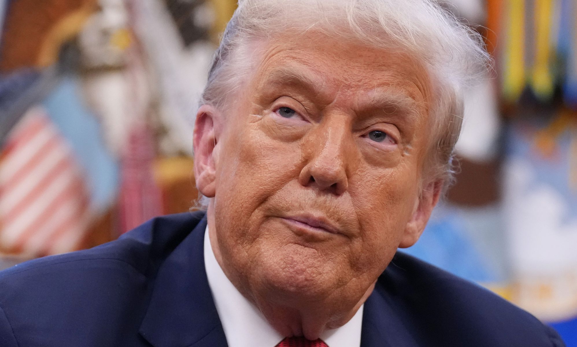 Trump threatens to remove ABC's licence after reporter asks about Epstein files