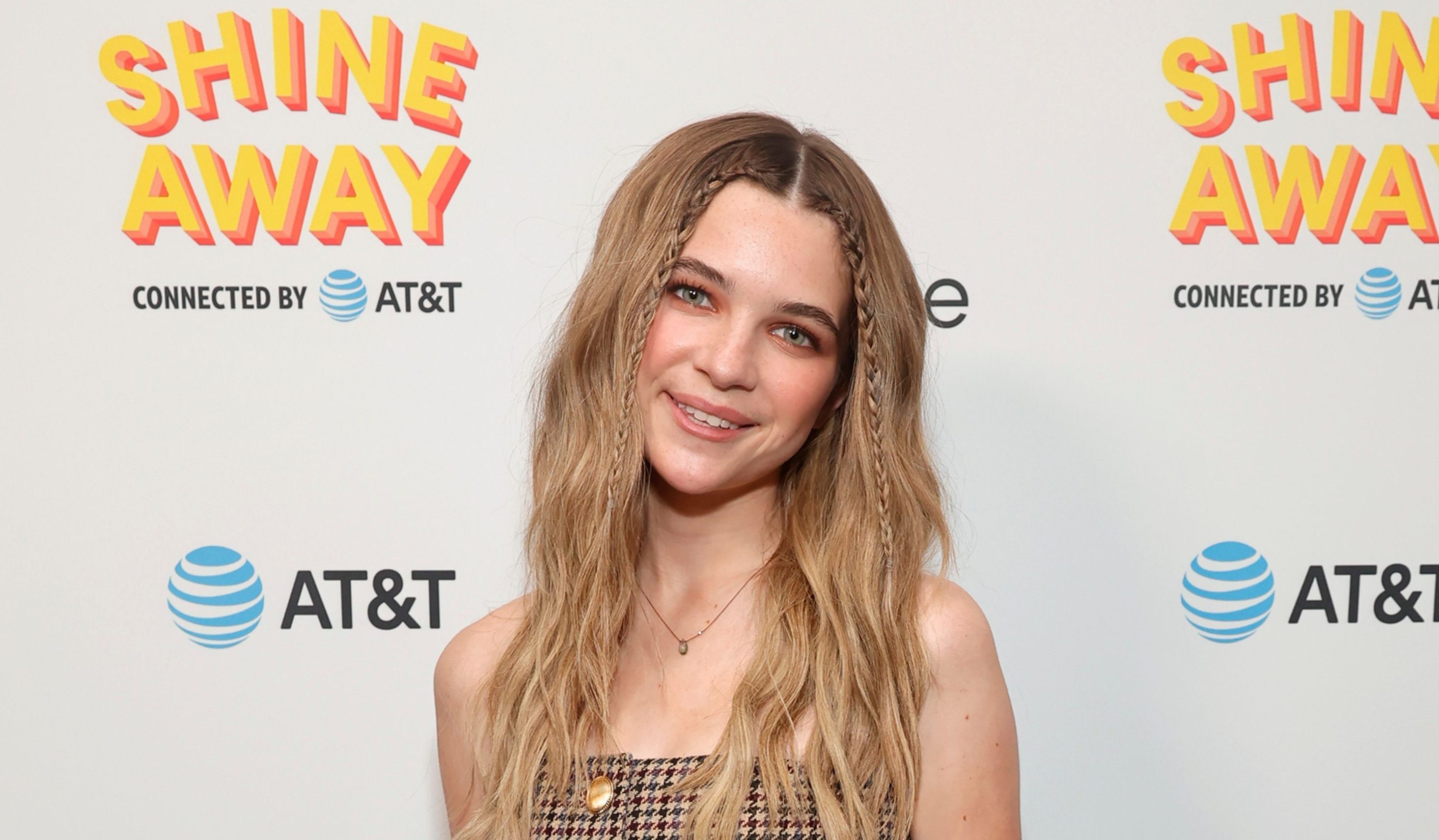 Young Sheldon star Raegan Revord comes out as non-binary: 'It's so cool'