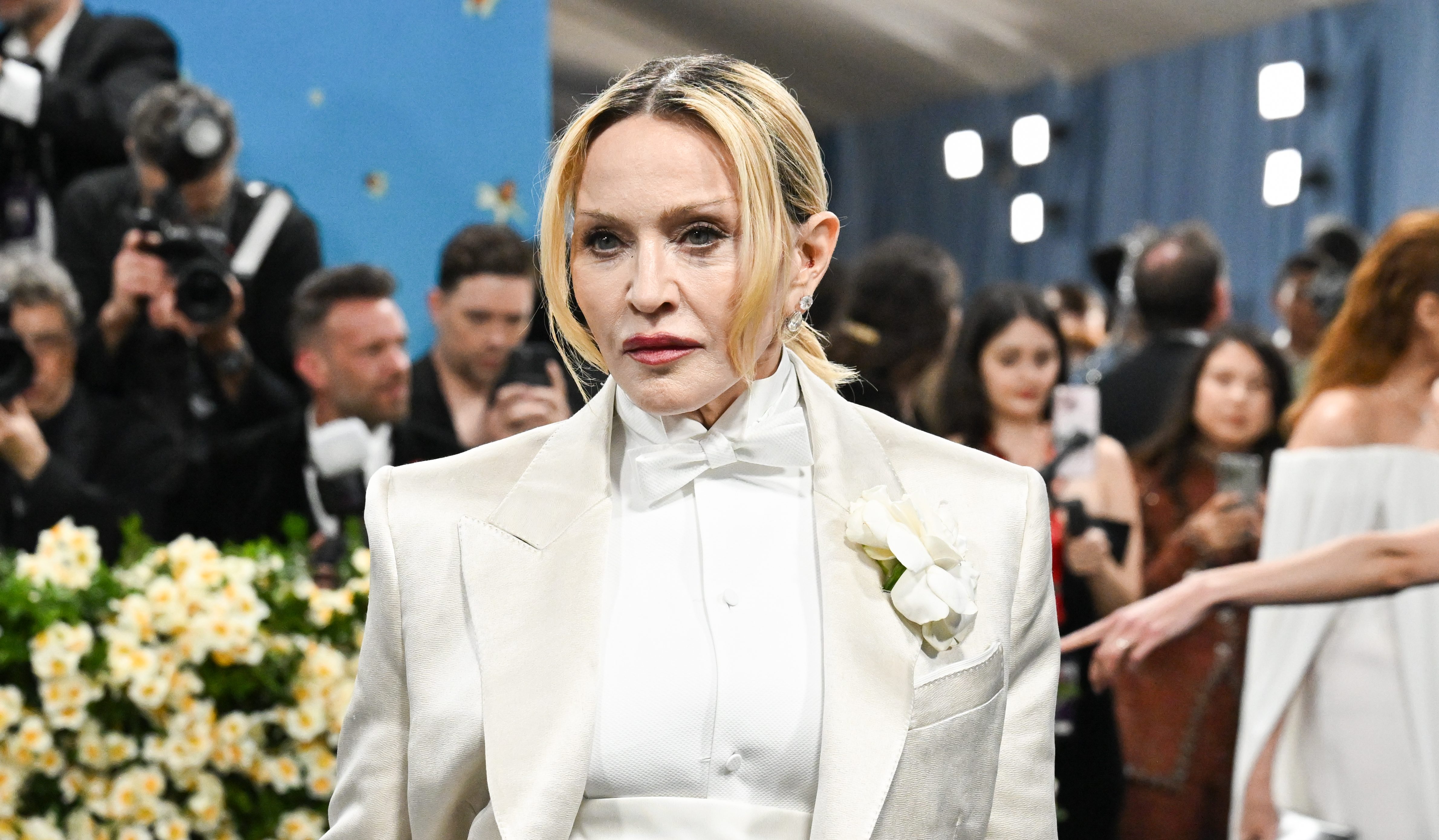 Madonna announces new album and says she's heading 'back to the dance floor'