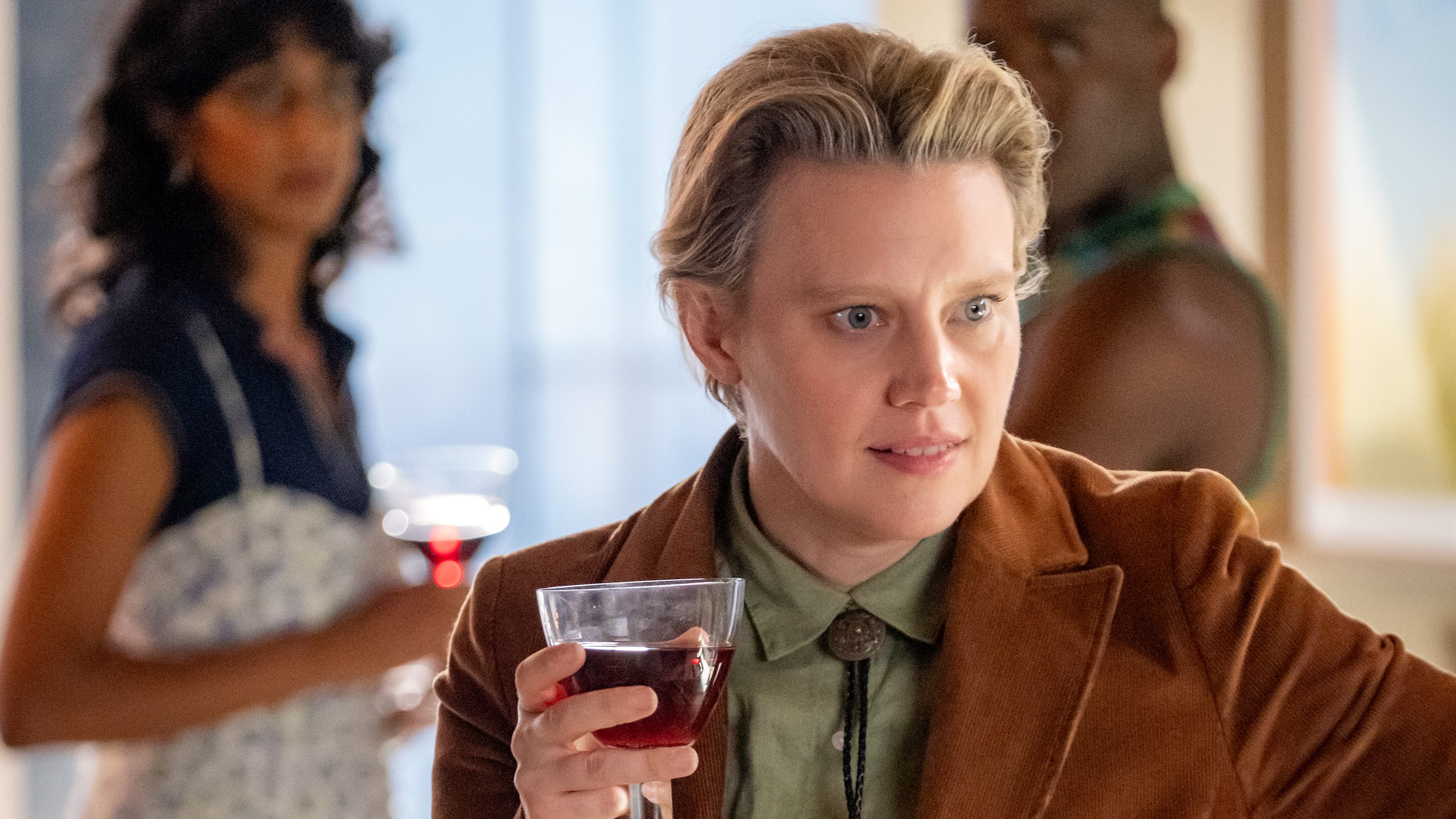 Kate McKinnon explains why lesbians love Benedict Cumberbatch and Andy Samberg