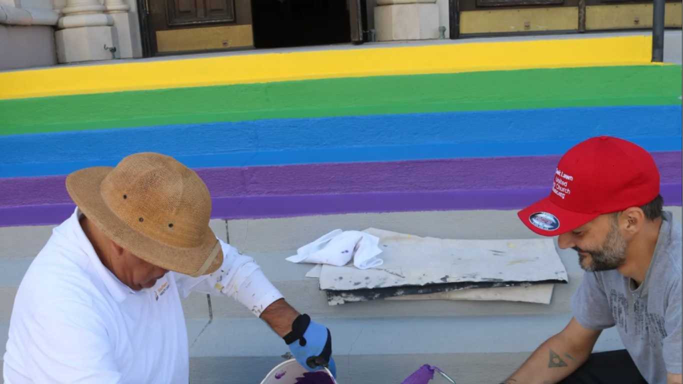 Texas church has perfect, beautiful response to state's removal of rainbow crosswalks
