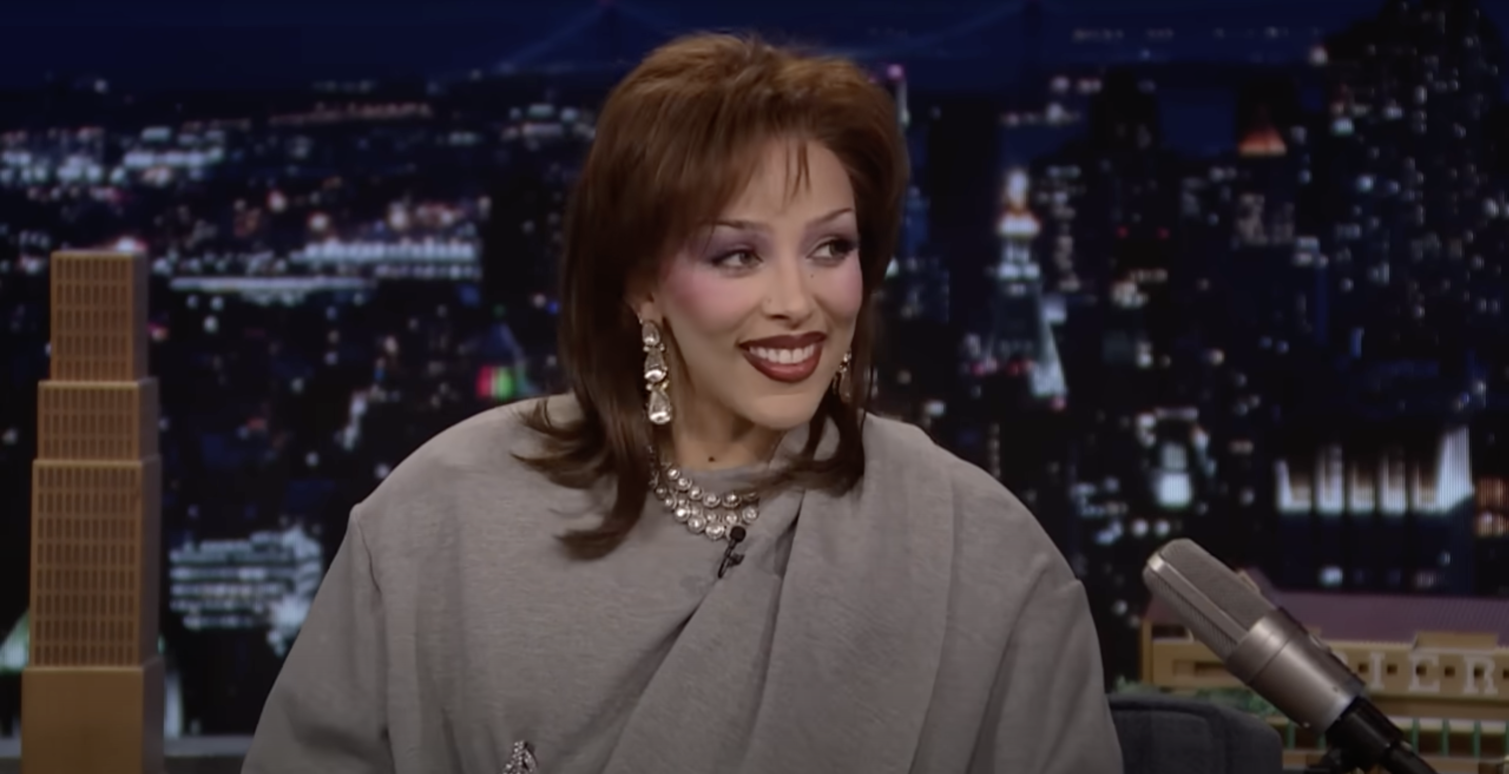 Doja Cat co-hosts Jimmy Fallon and sings about bisexual men in new song, 'Stranger'