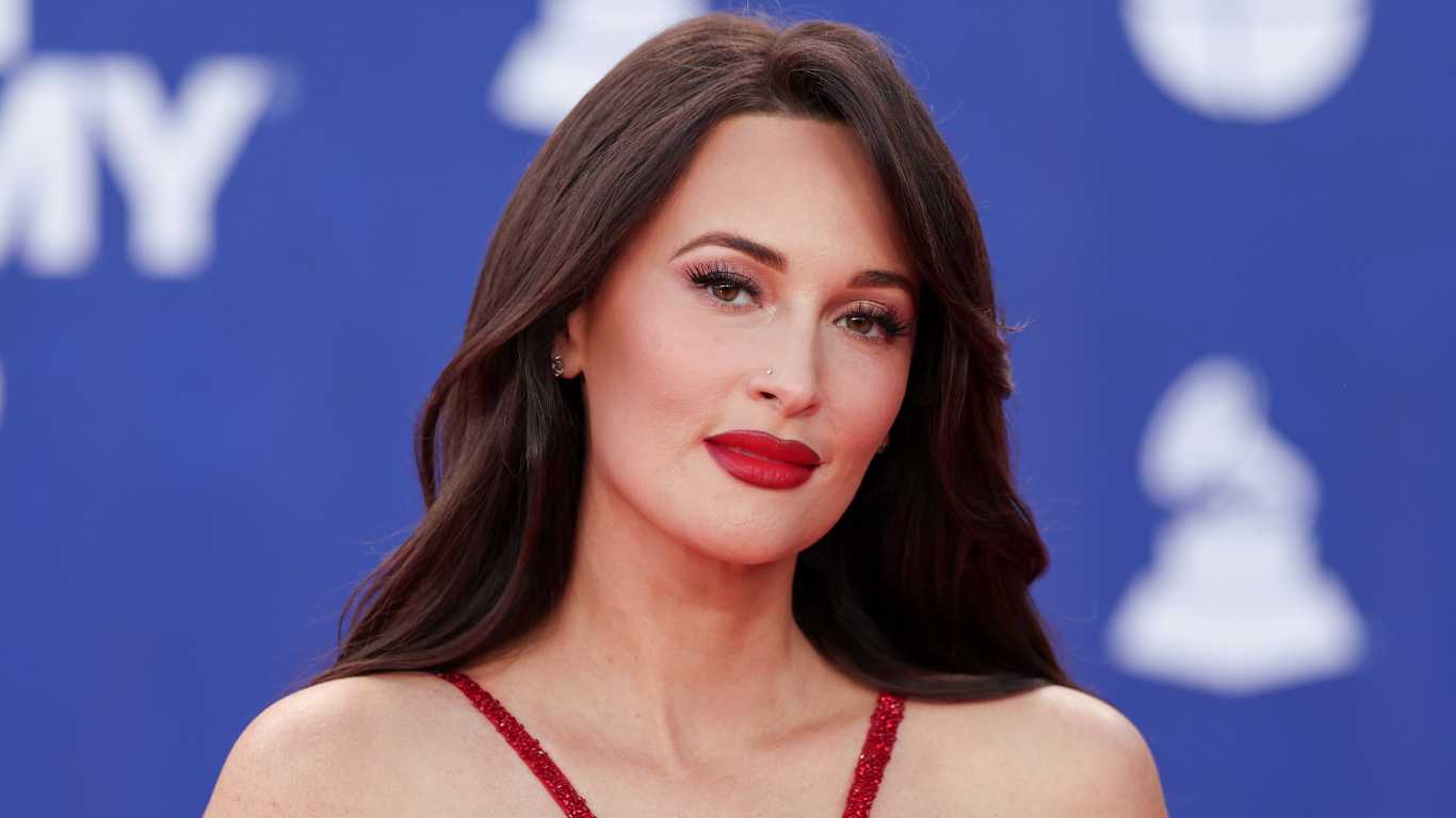 Kacey Musgraves accidentally ended up in a gay sauna