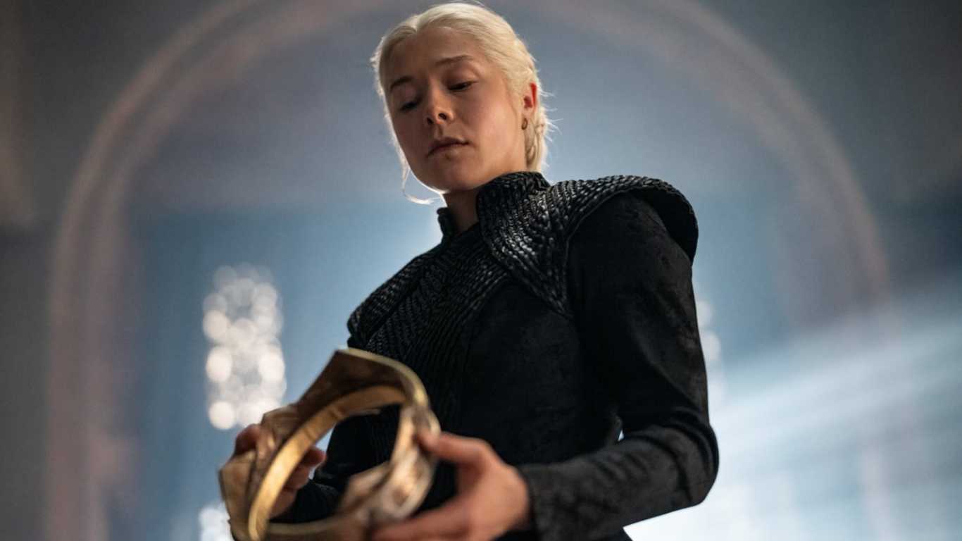 First look at Rhaenyra Targaryen in House of the Dragon season three is driving sapphics wild