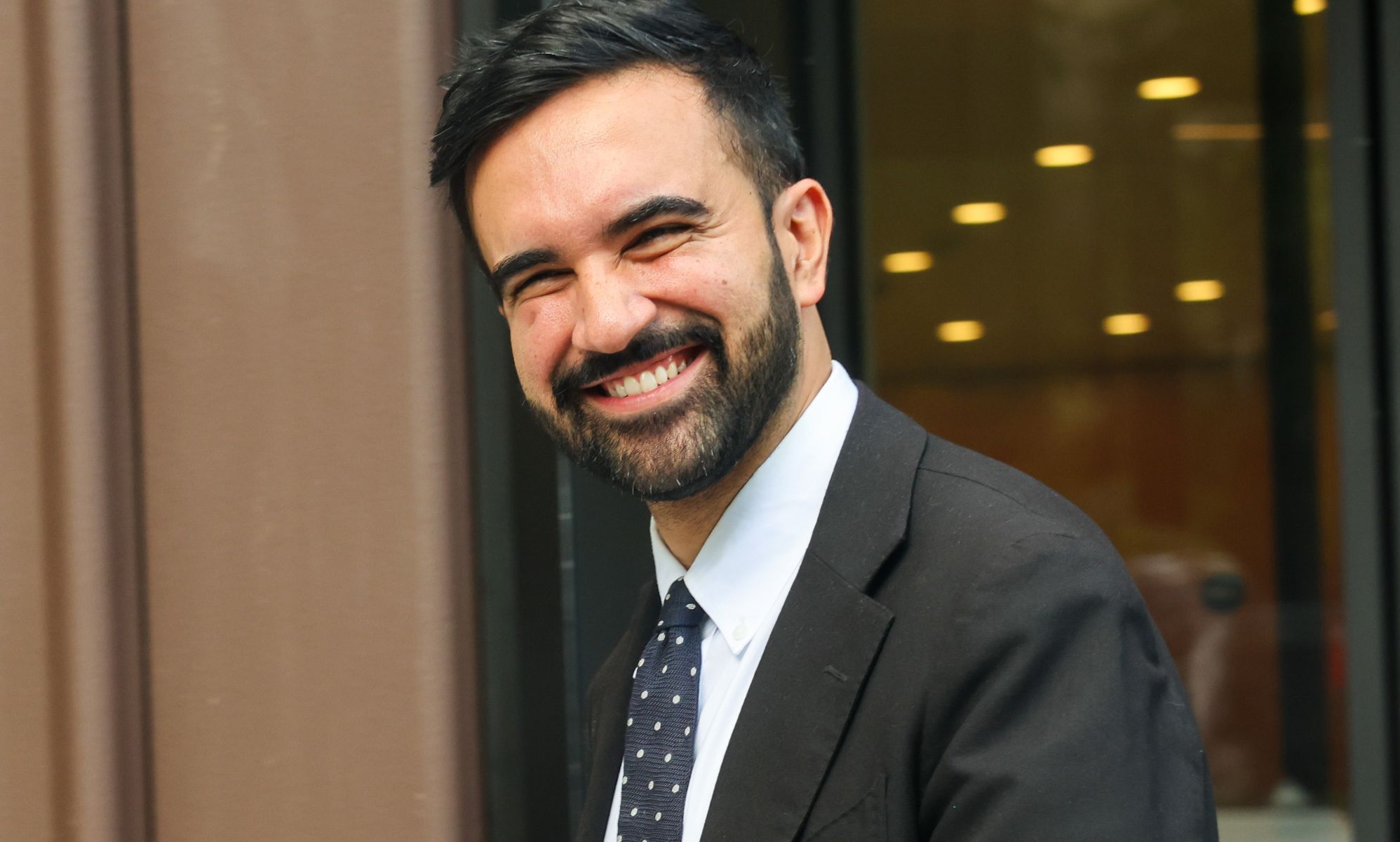 Vast majority of LGBTQ+ New Yorkers voted for Zohran Mamdani, but the straights were split