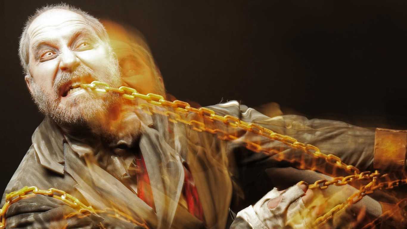 A Christmas Carol review: 'James Hyland delivers theatre at its finest in one-man show’ 