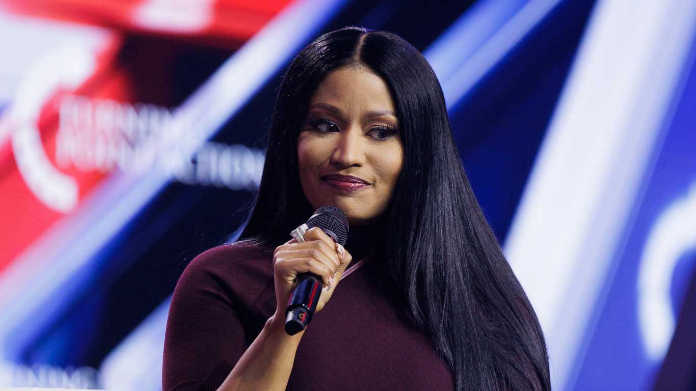 Nicki Minaj claims the LGBTQ+ community is 'seeing through' Democratic Party