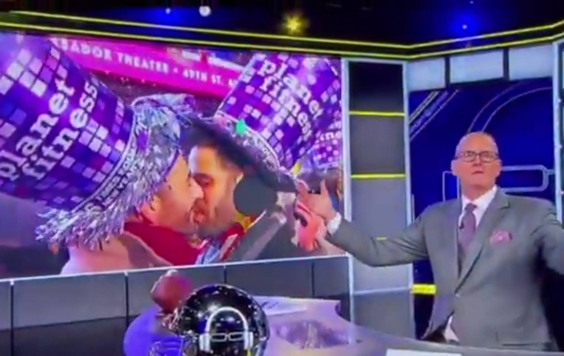 ESPN host’s flustered reaction to gay New Year’s Eve kiss goes viral