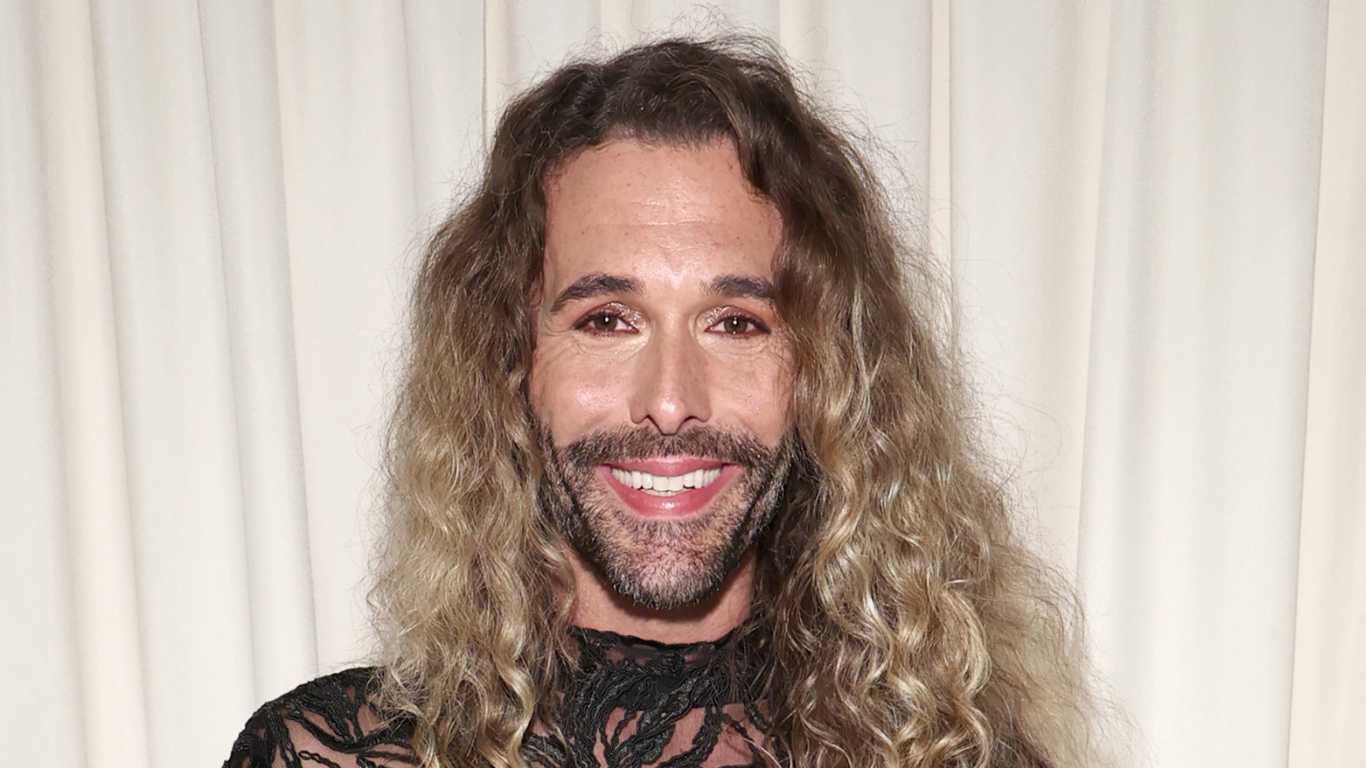 Queer Eye's Jonathan Van Ness says one thing makes British men 'really hot'