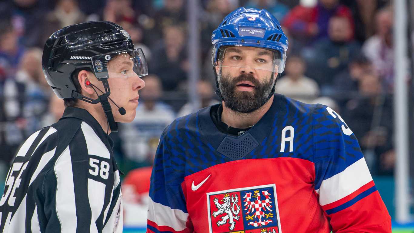 NHL player caught shouting homophobic slur during Olympics match