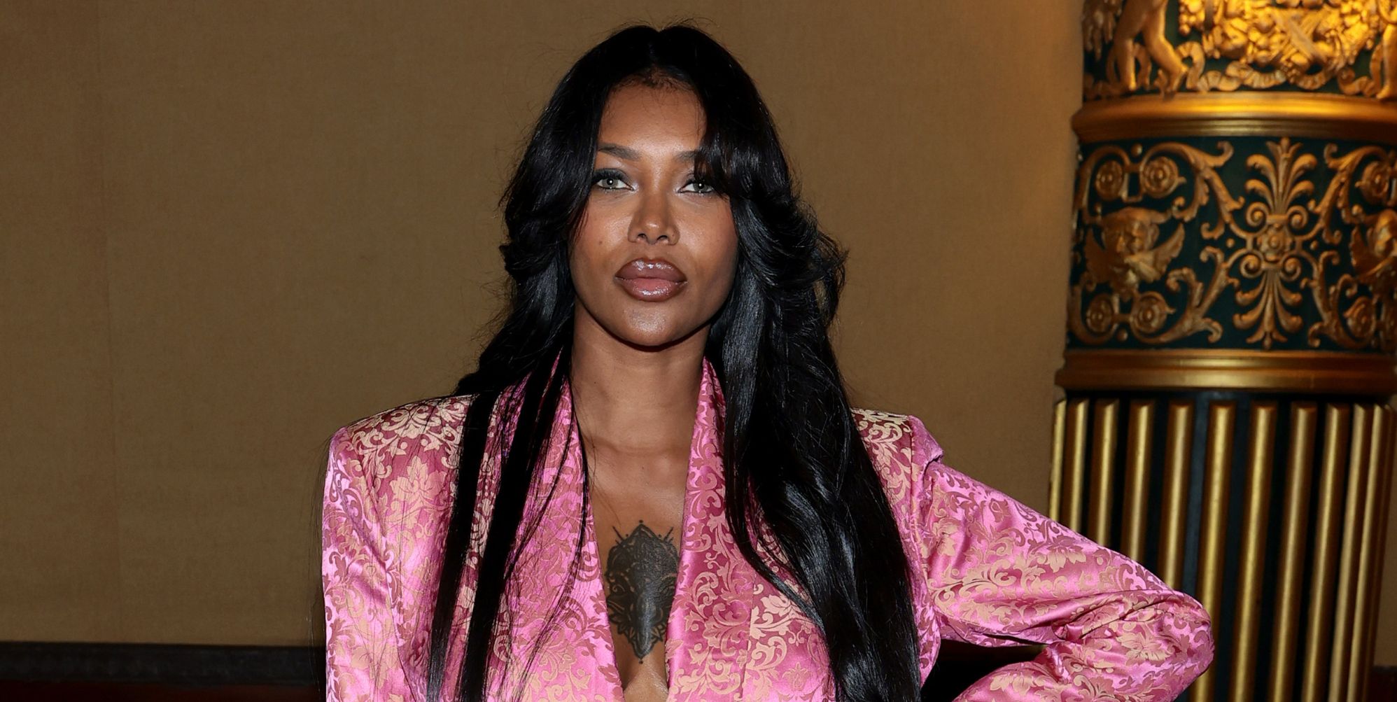 America’s Next Top Model star says it’s OK for women to be bisexual but not men